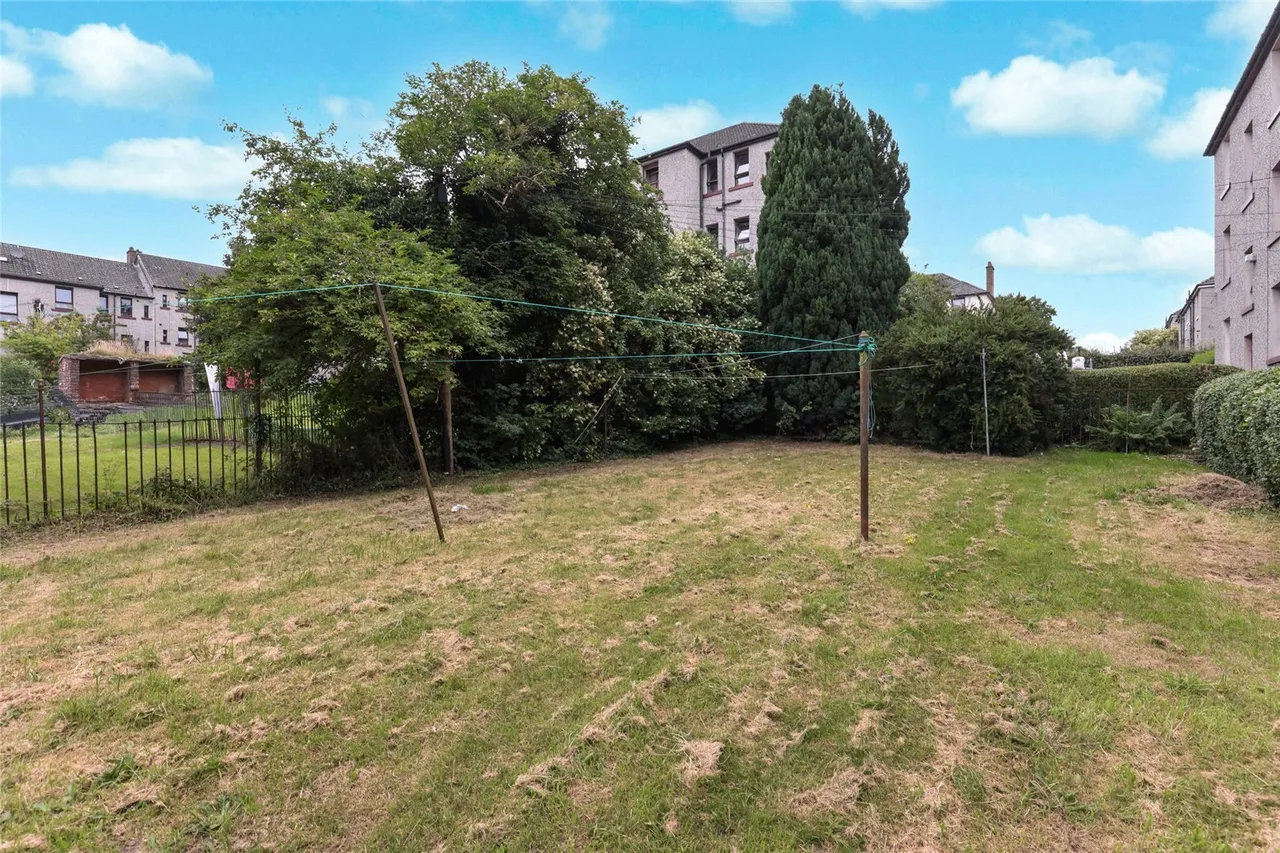 Cumbernauld Road, Riddrie, Glasgow, G33, photo 15