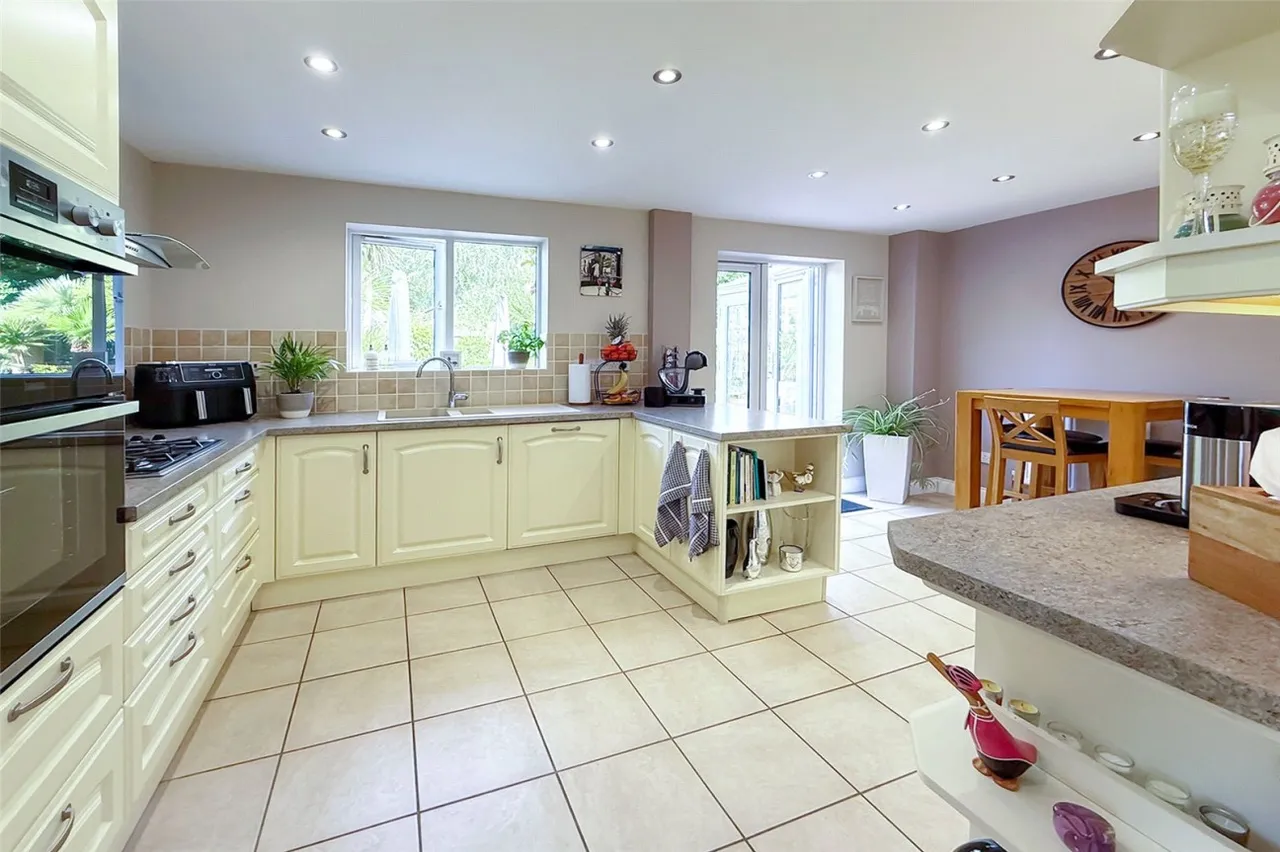 Littlehampton, BN17, photo 18