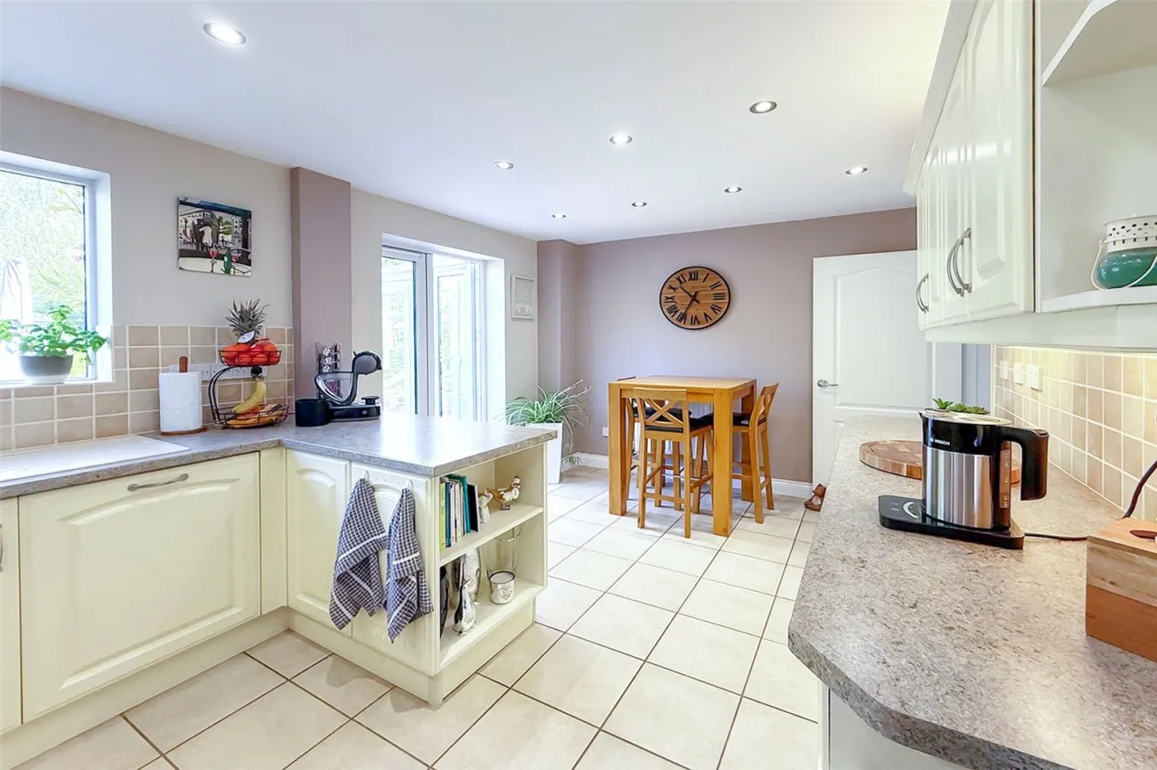 Littlehampton, BN17, photo 19