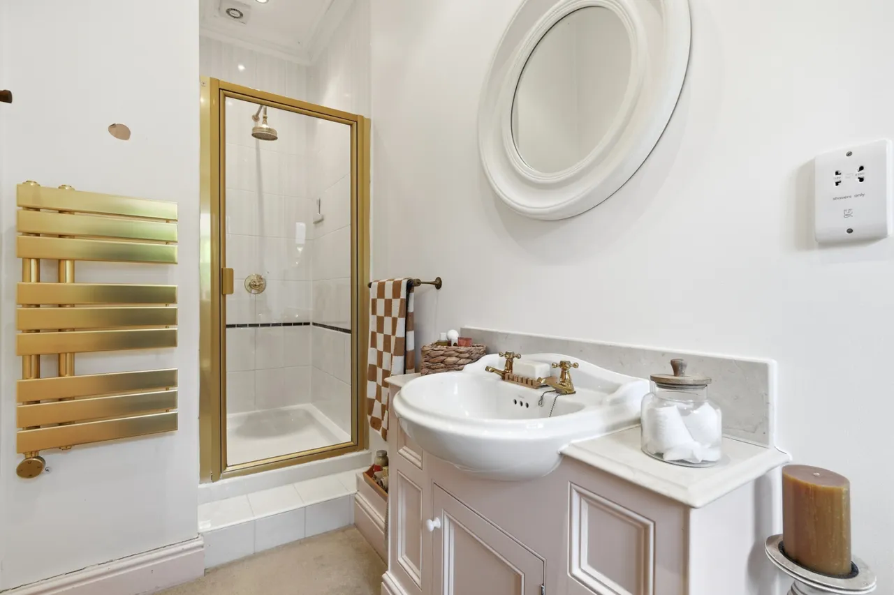 Hassobury, Farnham, CM23, photo 15