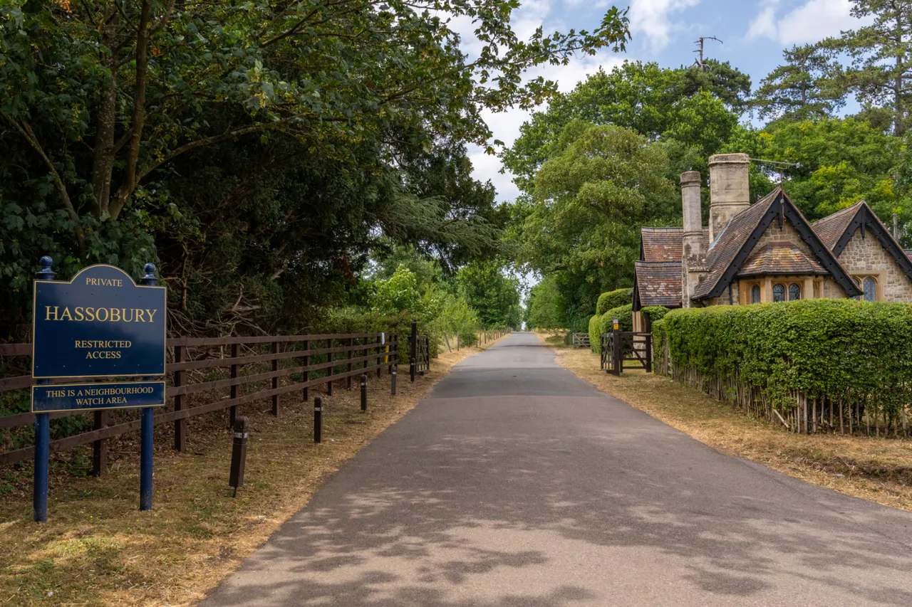 Hassobury, Farnham, CM23, photo 4