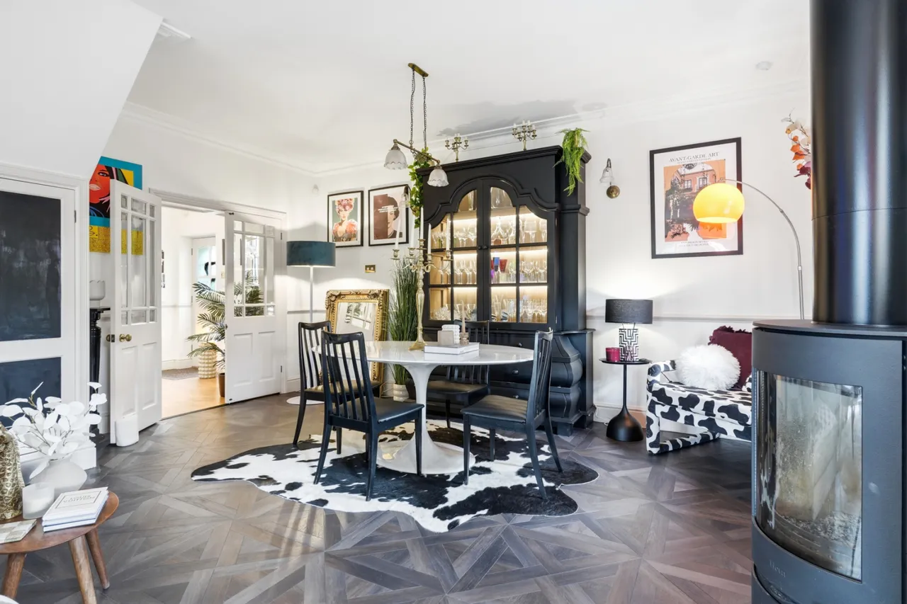 Hassobury, Farnham, CM23, photo 9