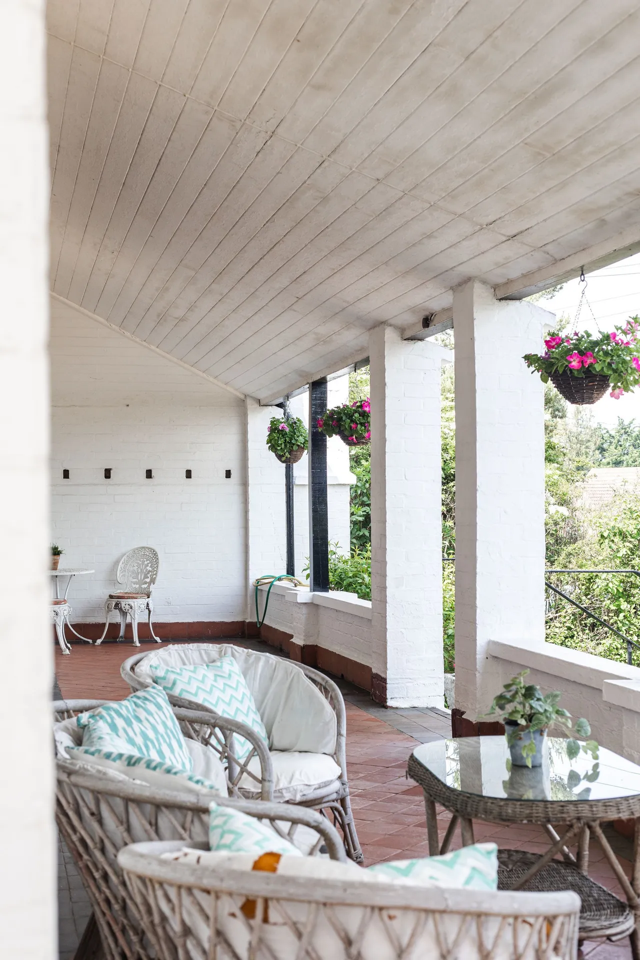 Spacious Six-Bed Home with Sea Views, photo 17