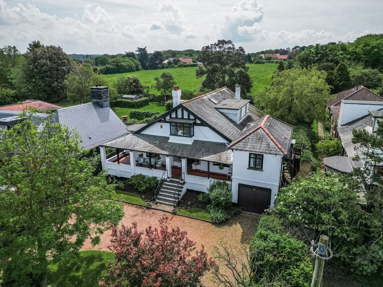Spacious Six-Bed Home with Sea Views, photo 5