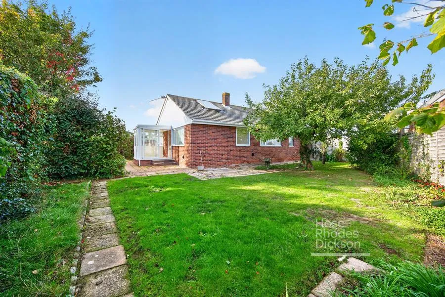 Wychwood Close, Seaview, PO34, photo 16