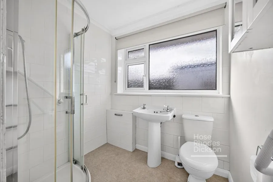Wychwood Close, Seaview, PO34, photo 14