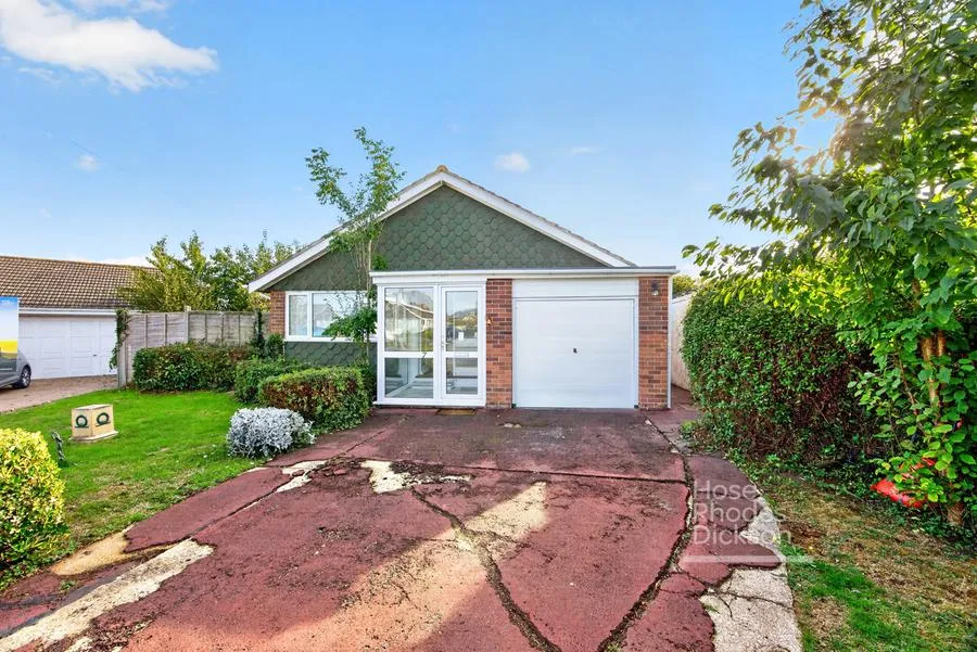 Wychwood Close, Seaview, PO34, photo 19