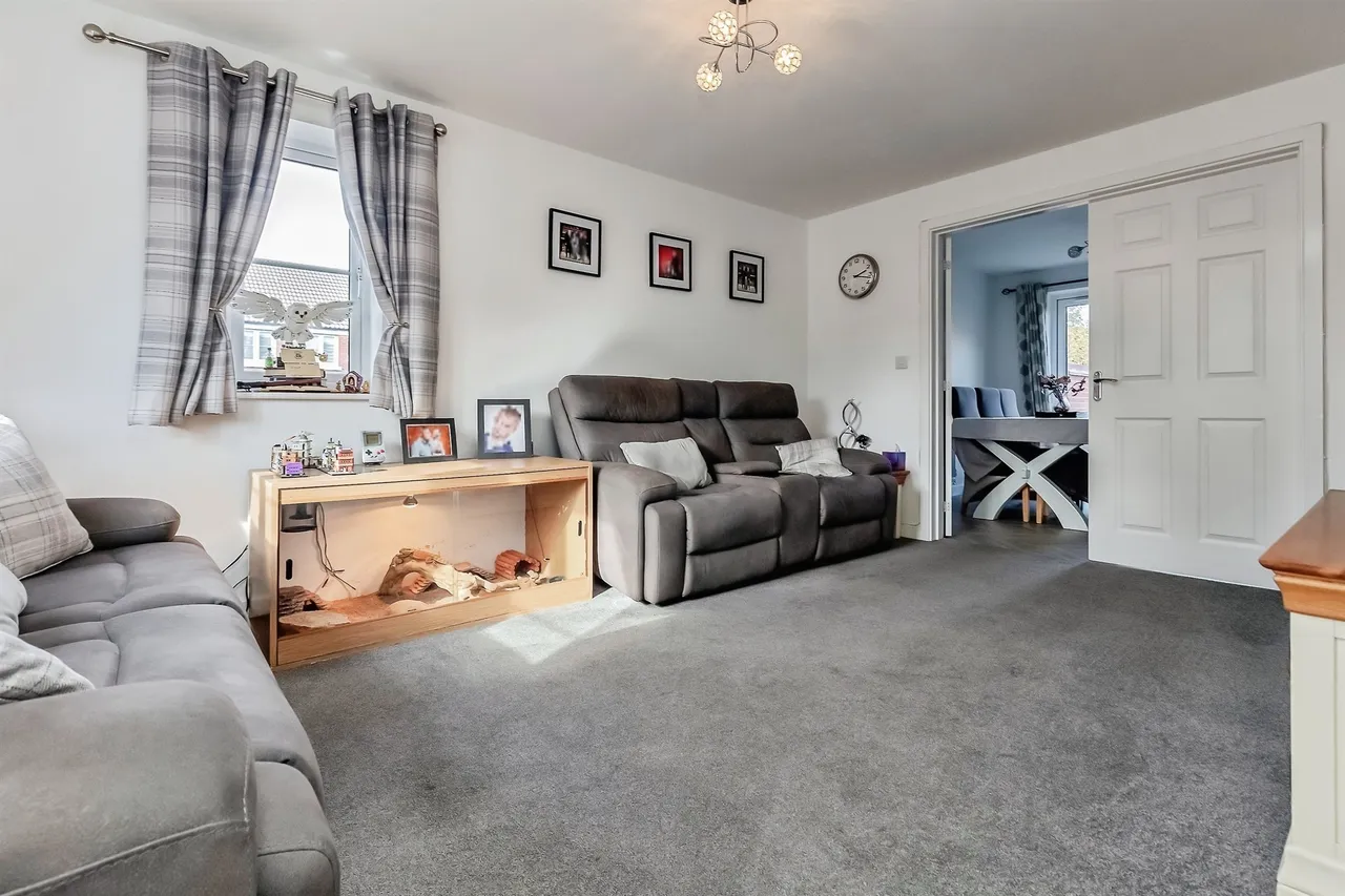 Hammond Close, Weldon, NN17, photo 4