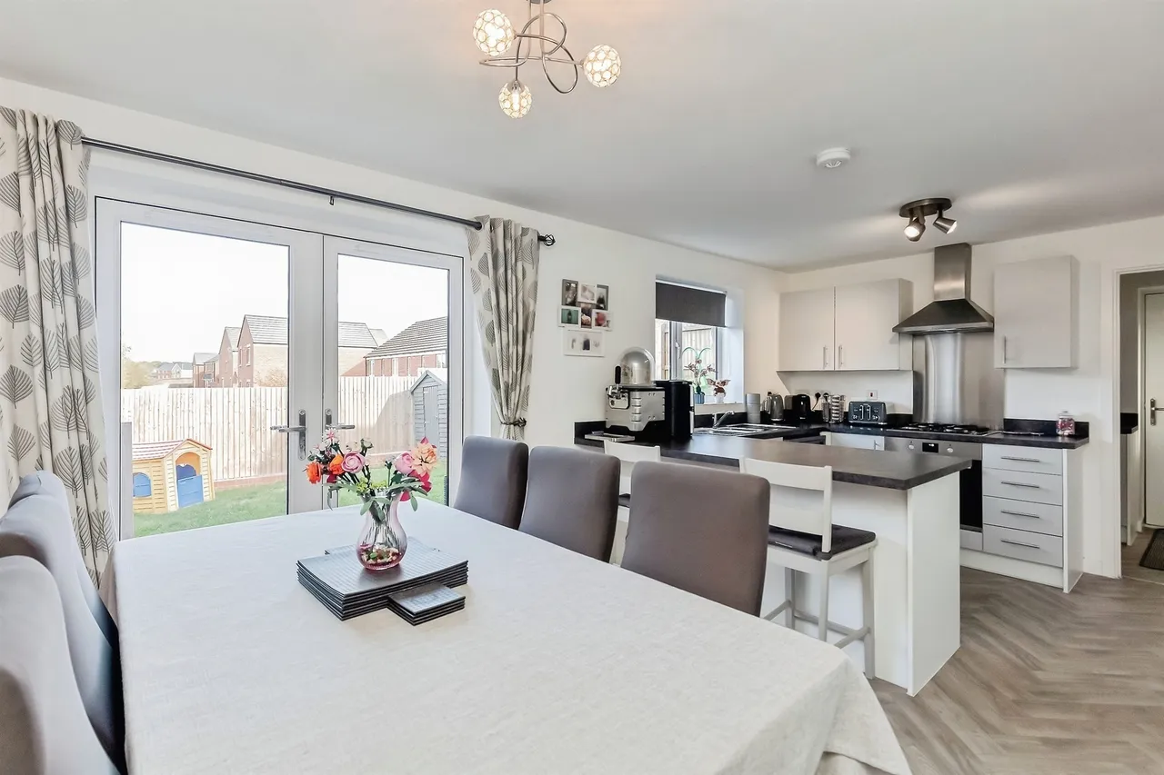 Hammond Close, Weldon, NN17, photo 5