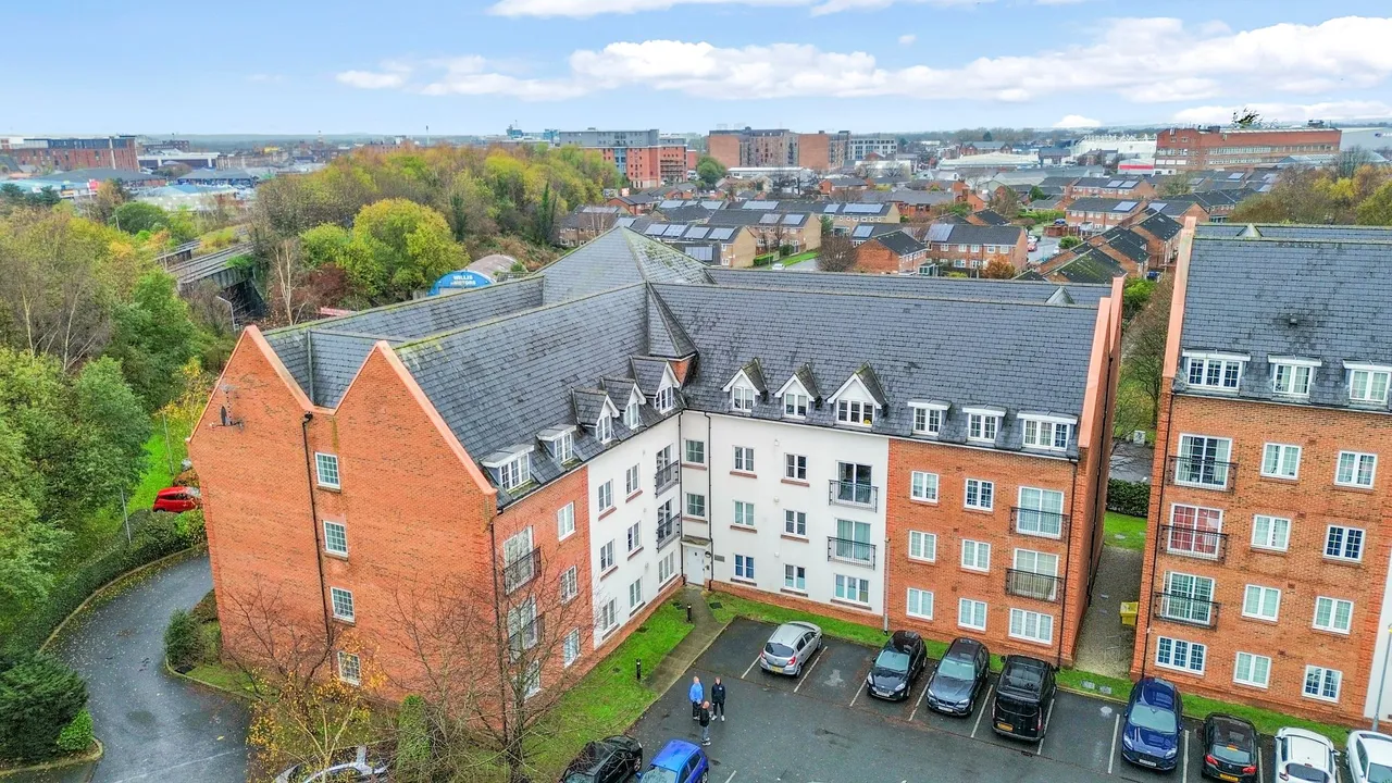 2 bed flat for sale — Greenings Court, Warrington, Warrington, WA2 7GH