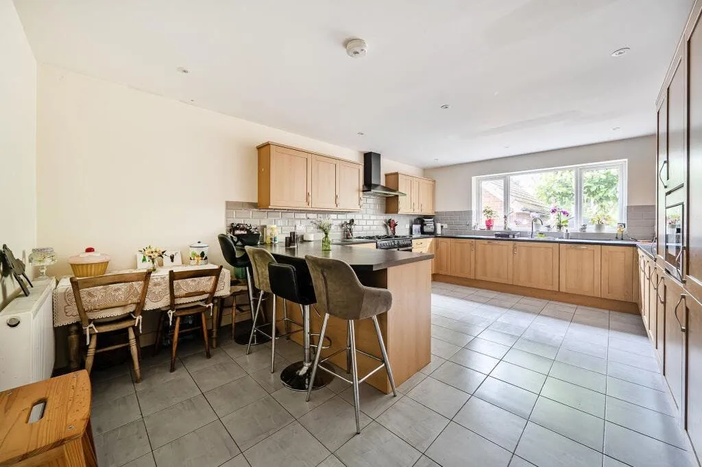 Monks Brook Close, Eastleigh, SO50, photo 5
