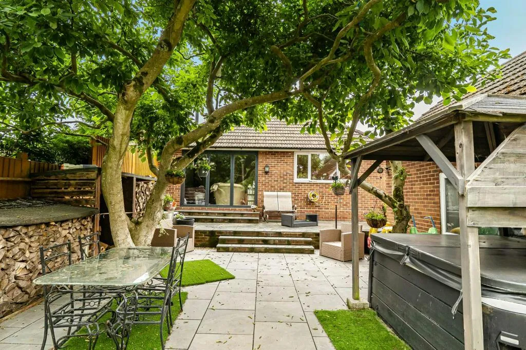 Monks Brook Close, Eastleigh, SO50, photo 14