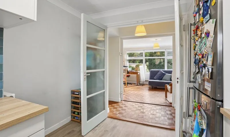 Downs Hill Road, Epsom, KT18, photo 8