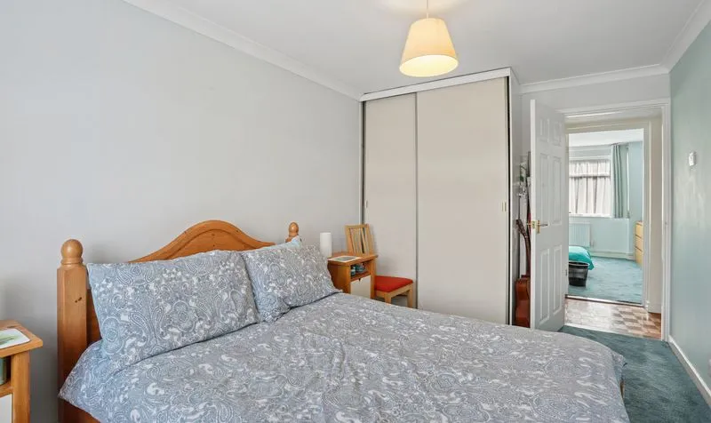 Downs Hill Road, Epsom, KT18, photo 12
