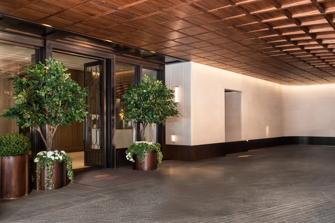 Grosvenor Square, Mayfair, London, photo 10