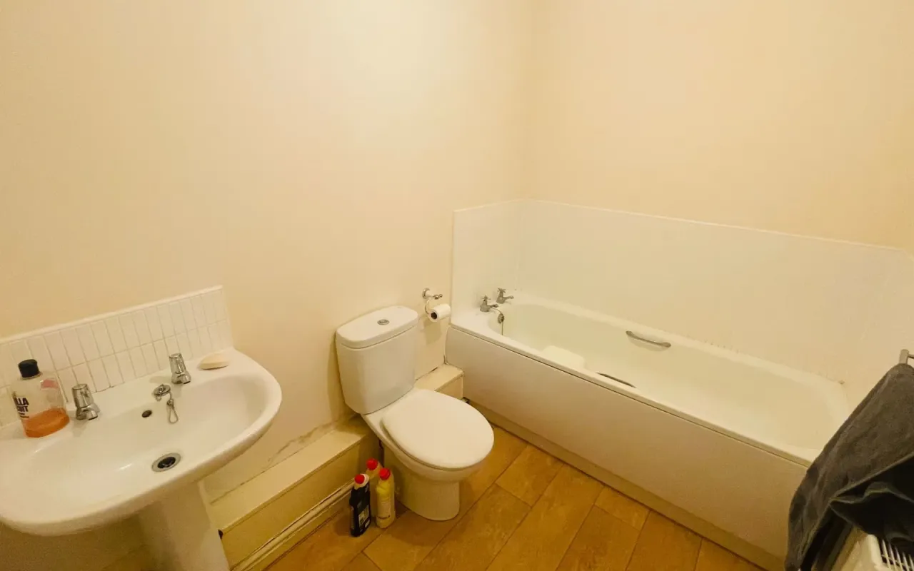 Grange Court, Wombwell, Barnsley, S73..., photo 12