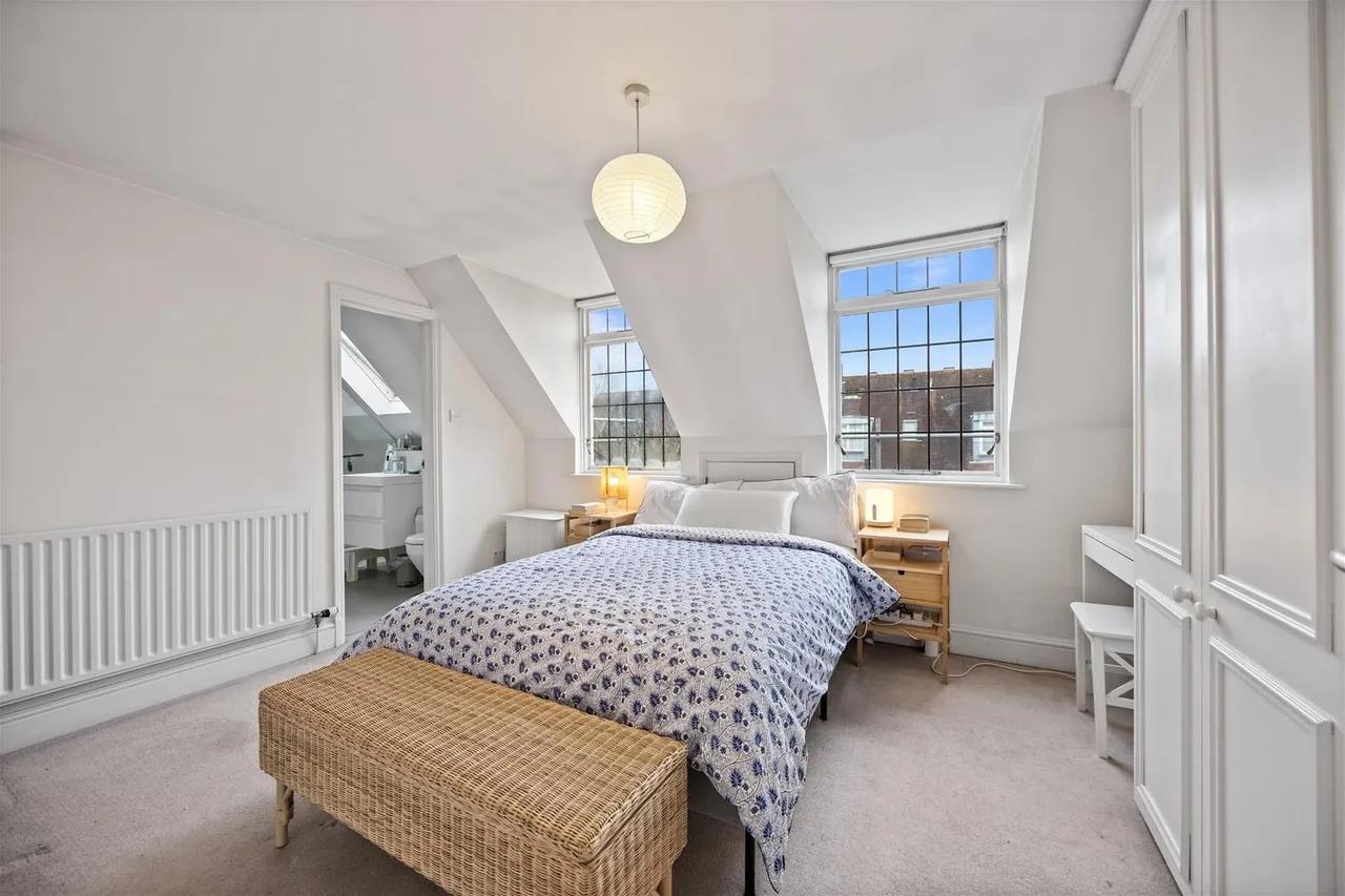 Tudor Close Belsize Park, London NW3 4AG, photo 11