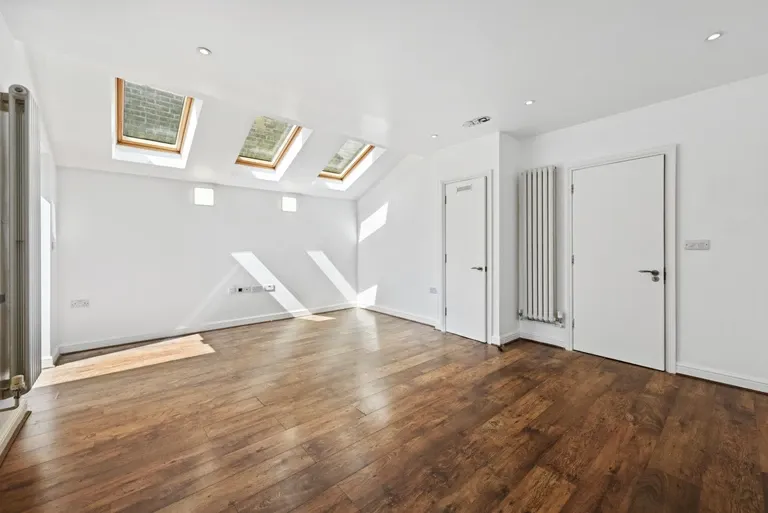 Tubbs Road, Harlesden, NW10 4RA, photo 4