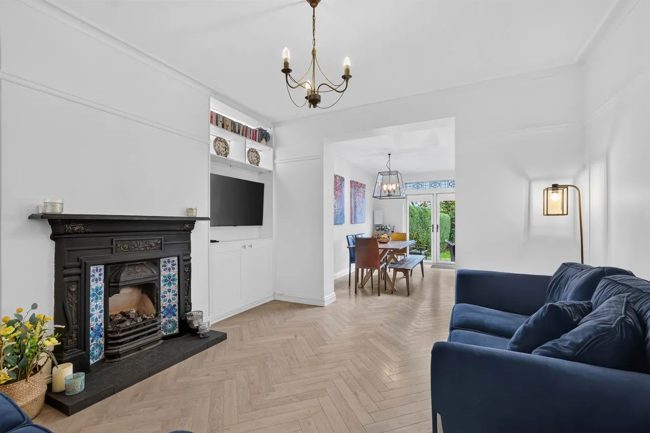 Upper Lisburn Road, Belfast, BT10, photo 14
