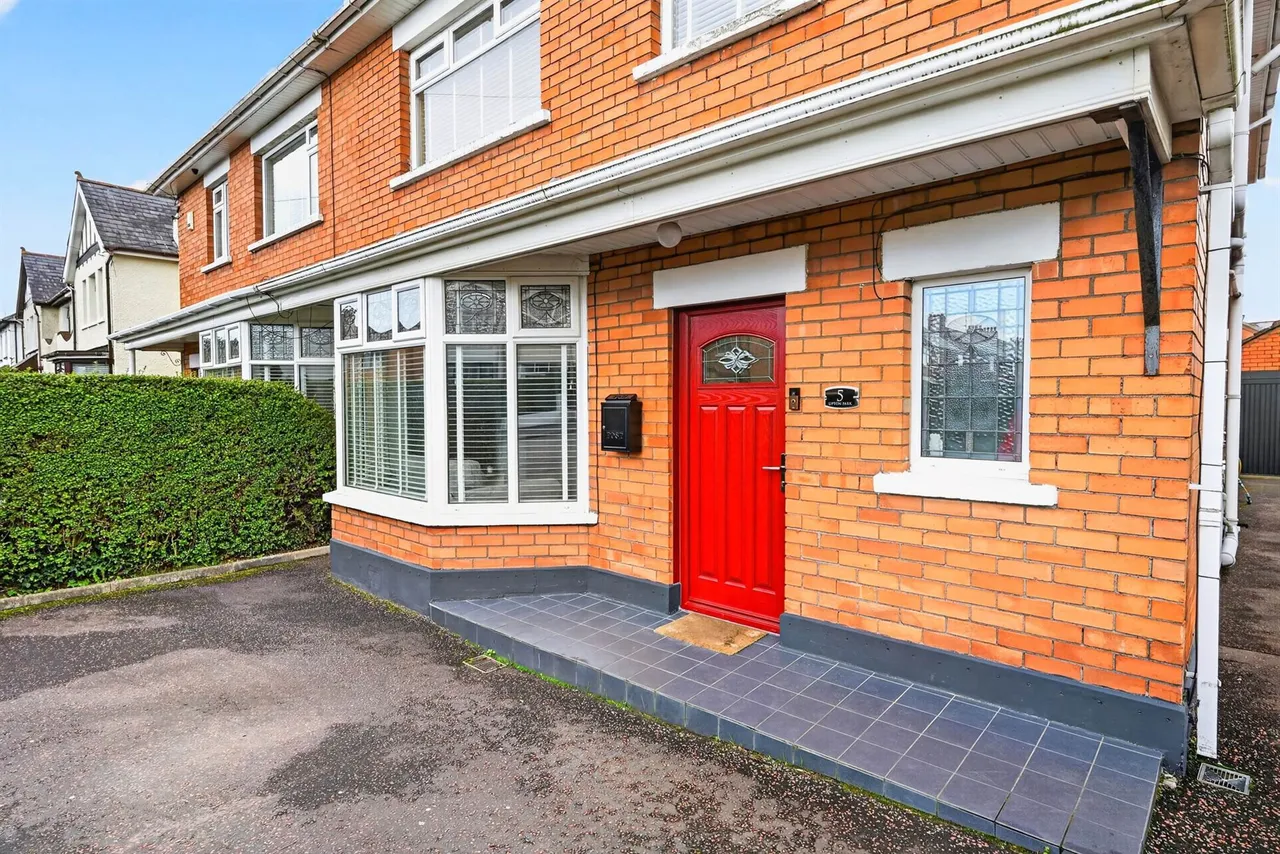 Upper Lisburn Road, Belfast, BT10, photo 3