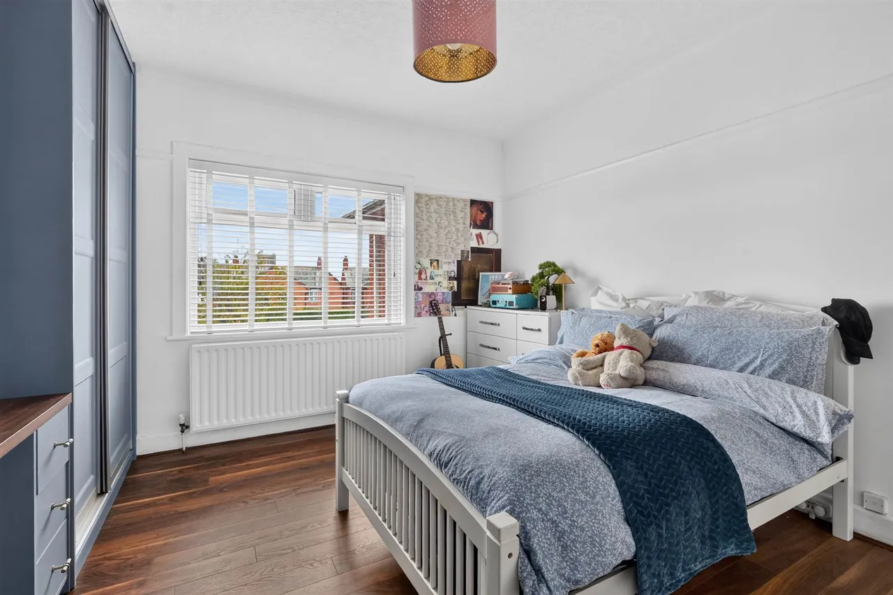 Upper Lisburn Road, Belfast, BT10, photo 30