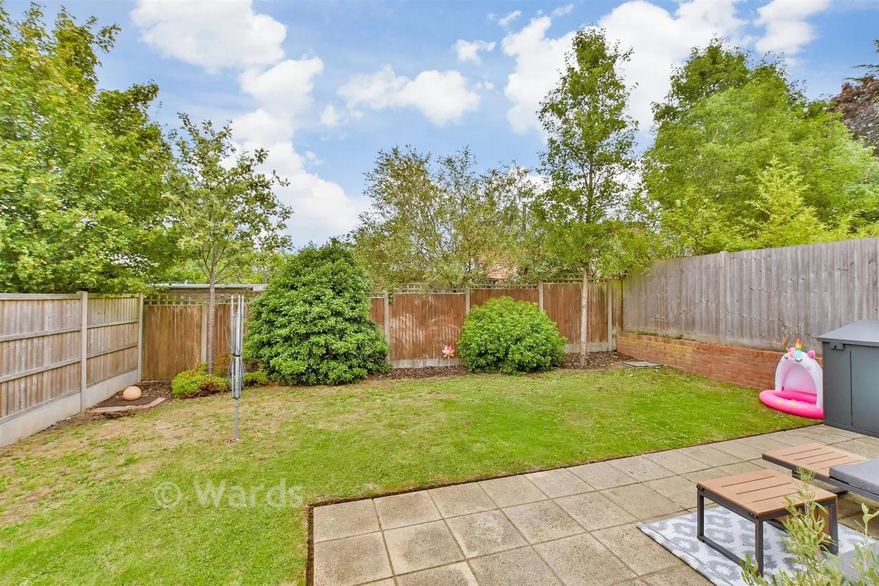 Longview Close, Boughton-Under-Blean, ME13, photo 11