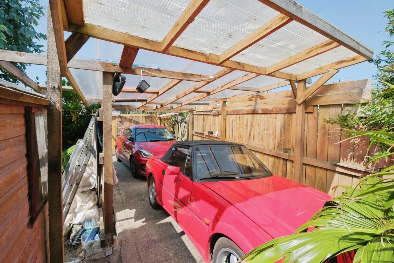 Cardrew Close, Redruth, TR15, photo 13