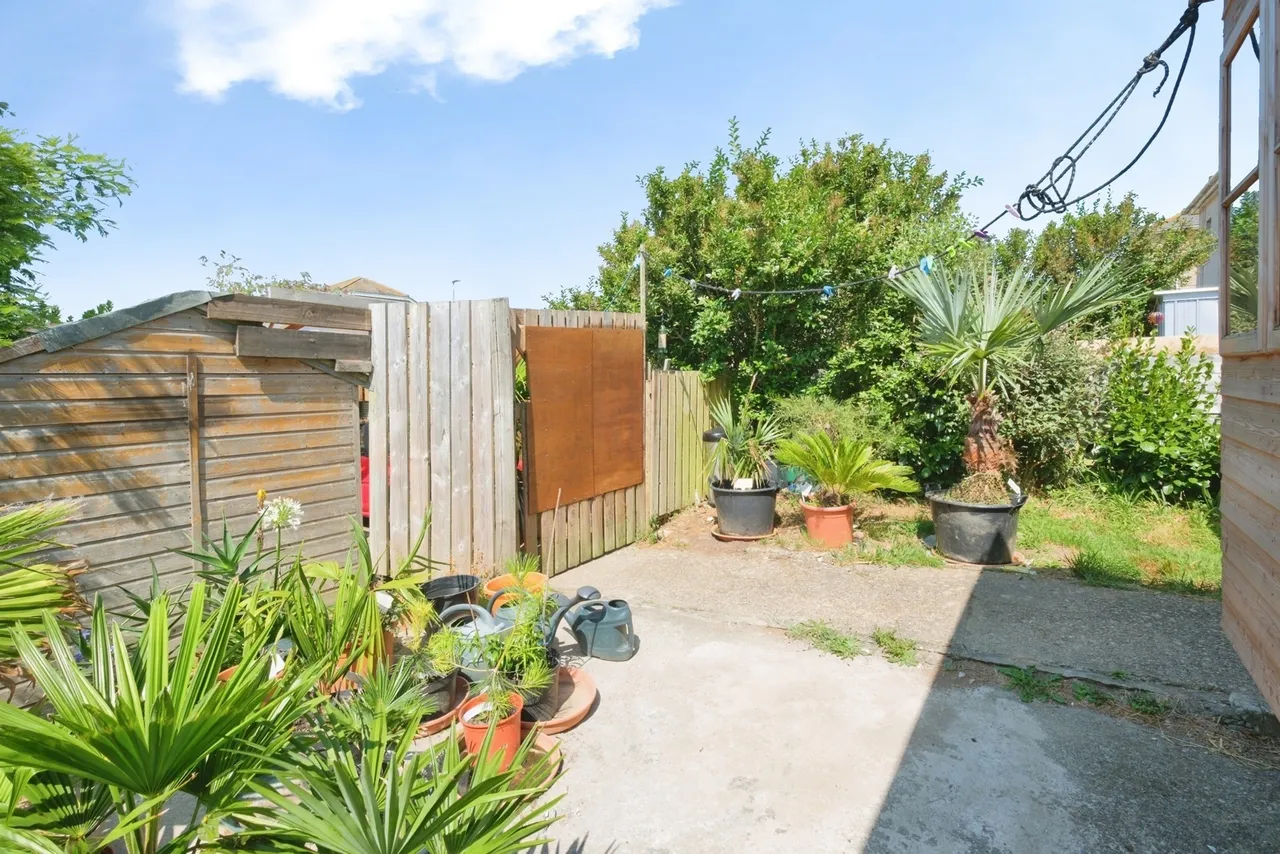 Cardrew Close, Redruth, TR15, photo 4