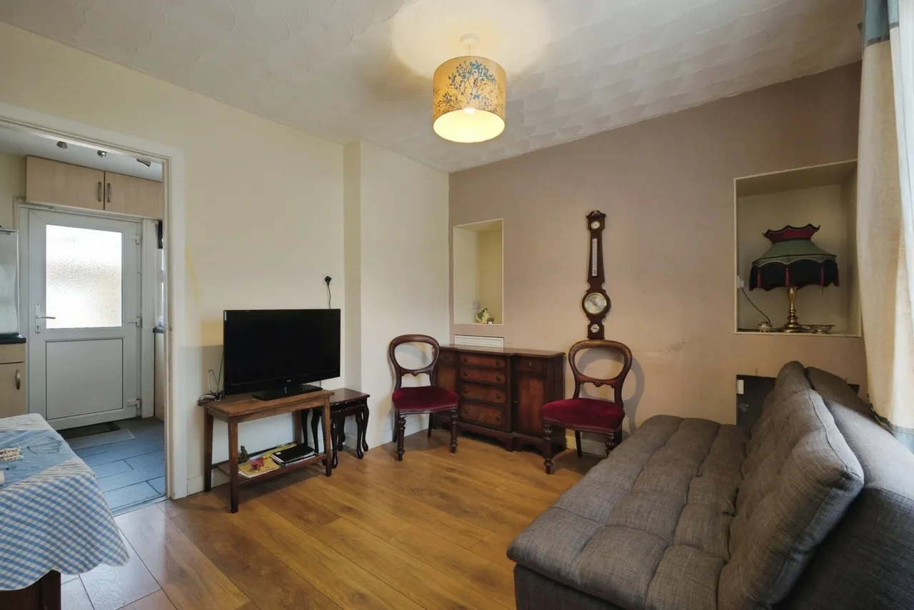 Cardrew Close, Redruth, TR15, photo 2