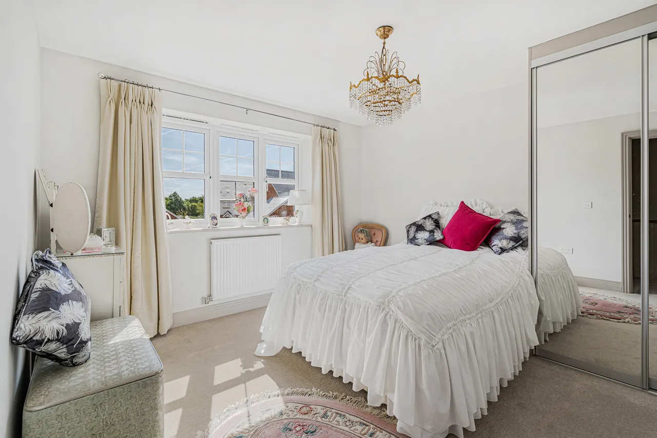 Goslings Place, Badshot Lea, GU9, photo 7