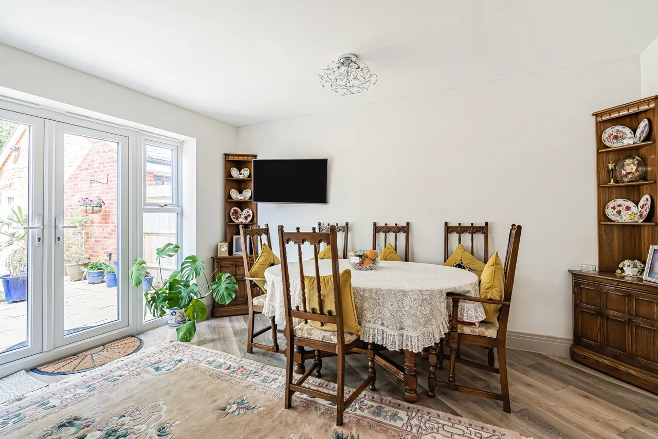 Goslings Place, Badshot Lea, GU9, photo 6