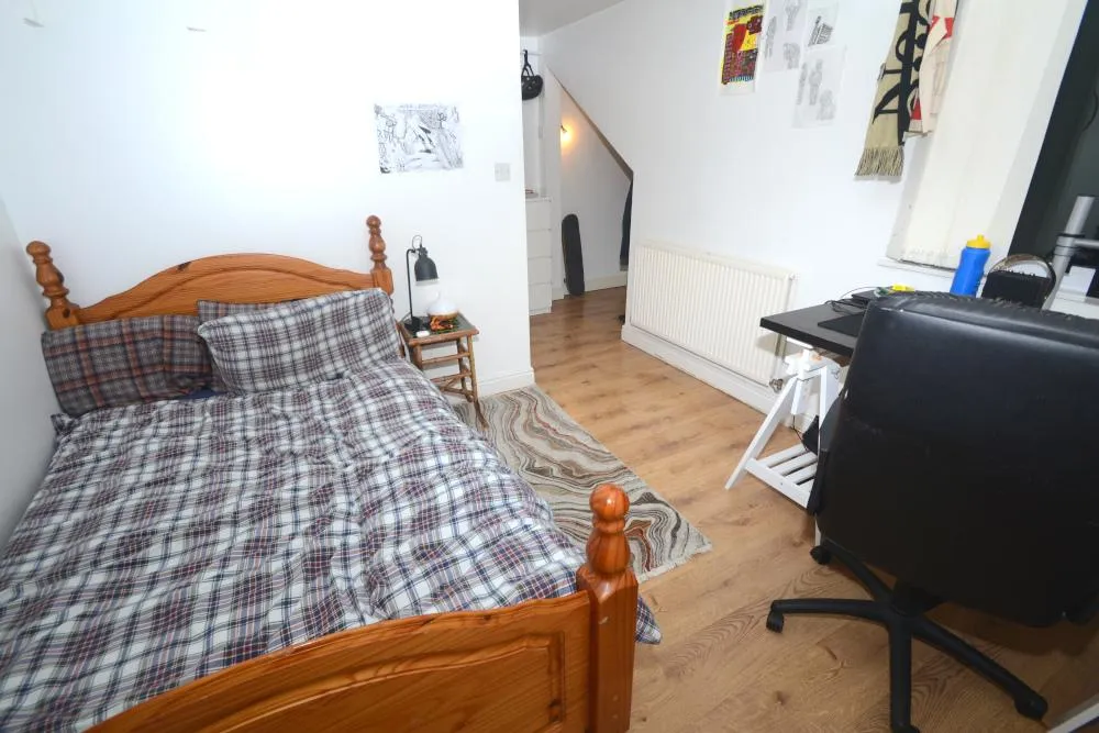 Moseley Road, Fallowfield, M14, photo 11