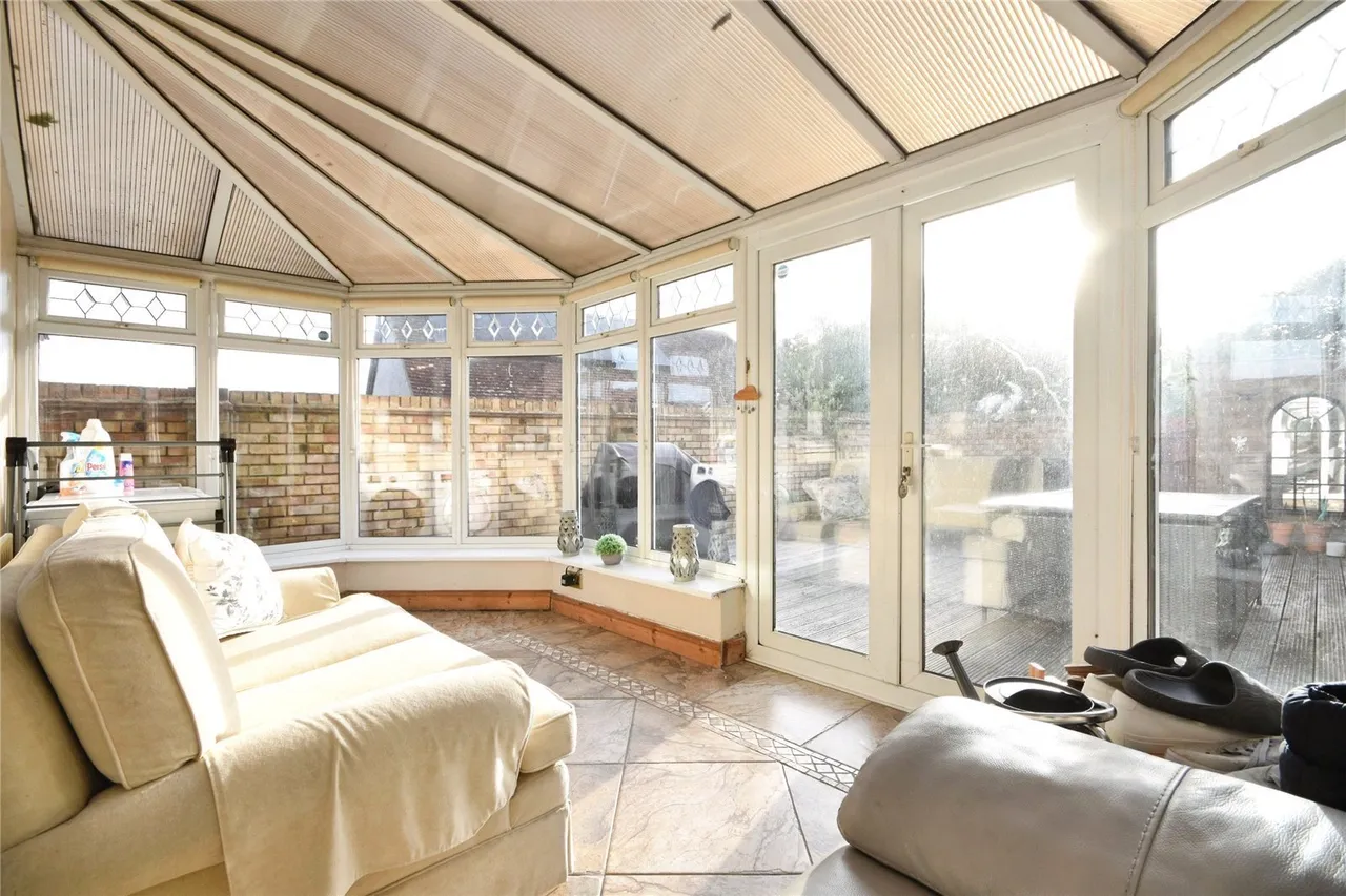 Connaught Road, Rayleigh, SS6, photo 10
