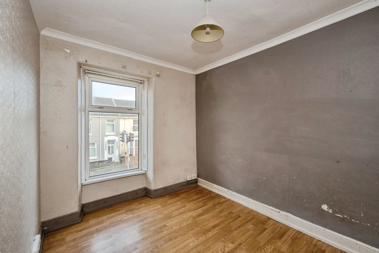 Pembrey Road, Llanelli, SA15, photo 15