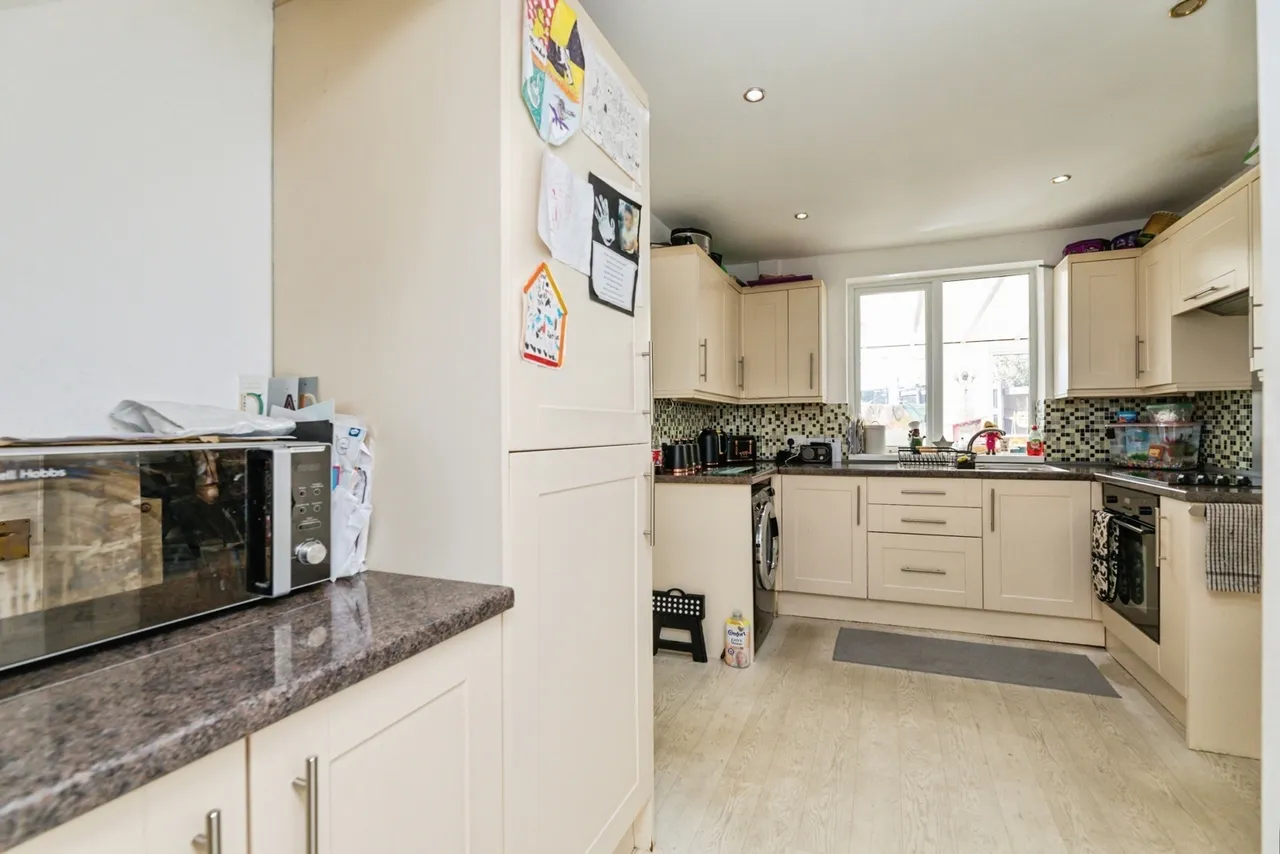 Remount Road, Rotherham, South Yorkshire, S61, photo 2