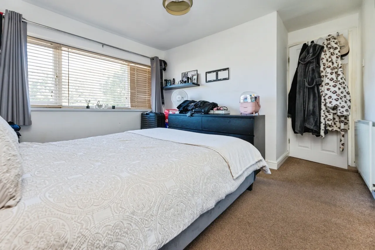 Remount Road, Rotherham, South Yorkshire, S61, photo 18