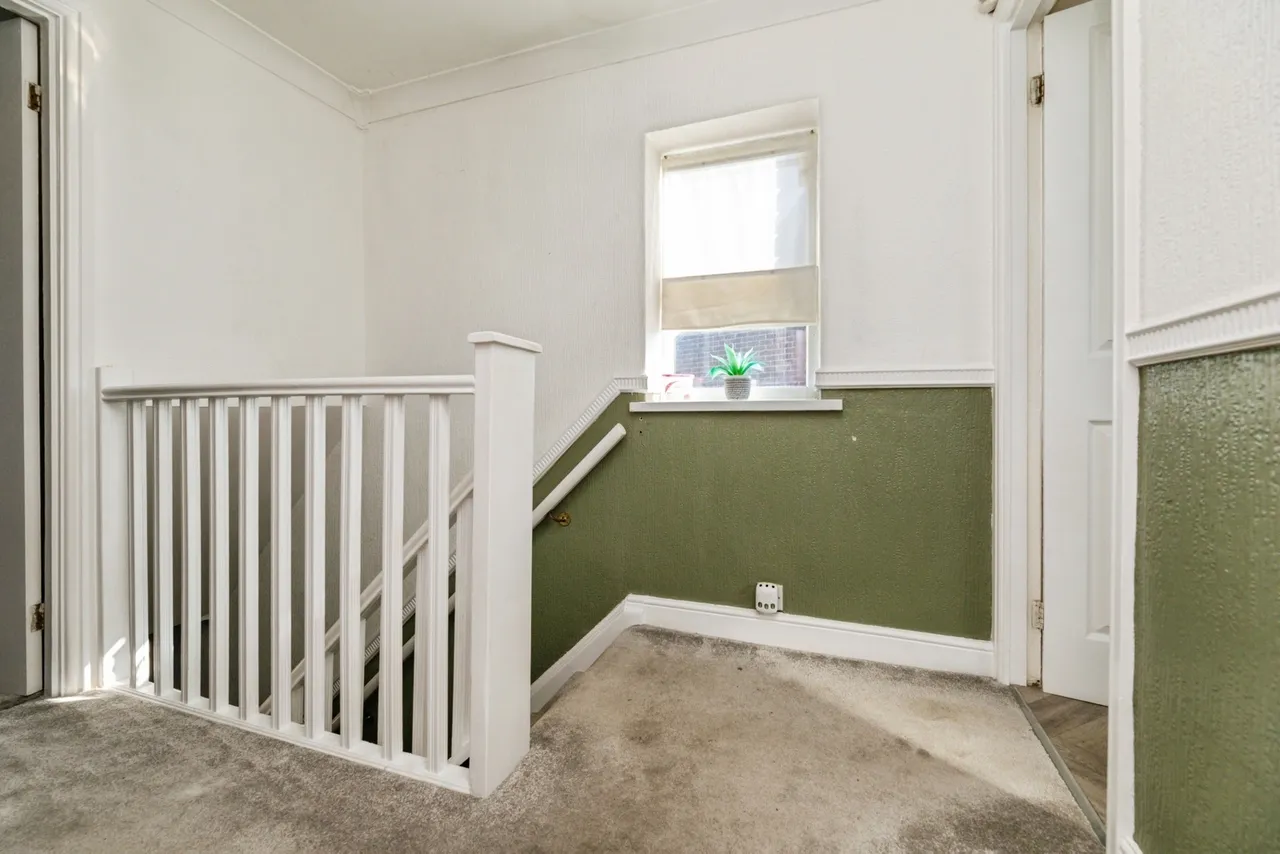 Remount Road, Rotherham, South Yorkshire, S61, photo 13