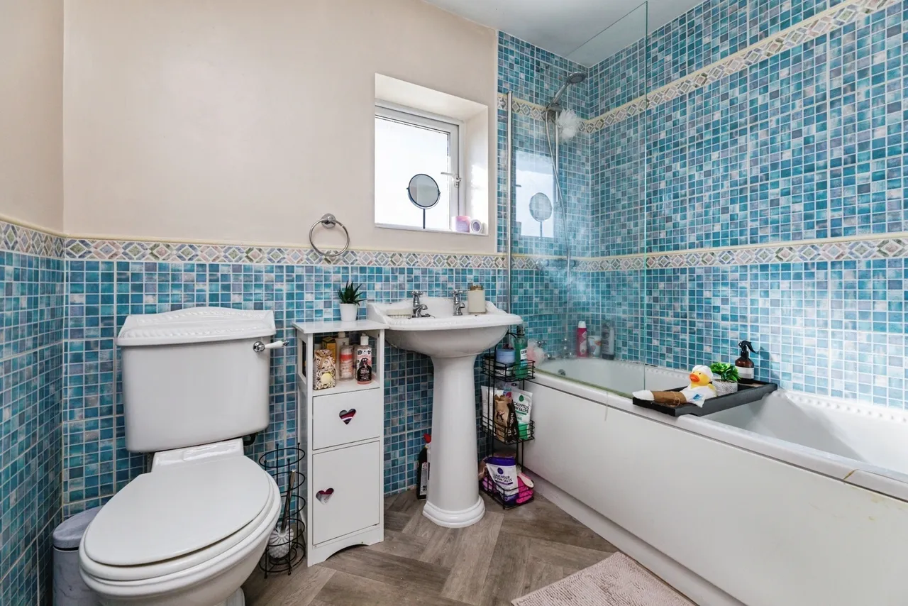 Remount Road, Rotherham, South Yorkshire, S61, photo 23