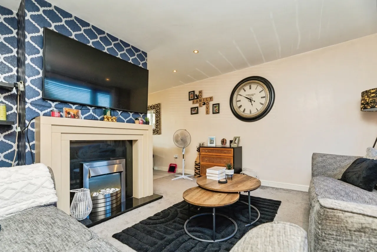 Remount Road, Rotherham, South Yorkshire, S61, photo 12