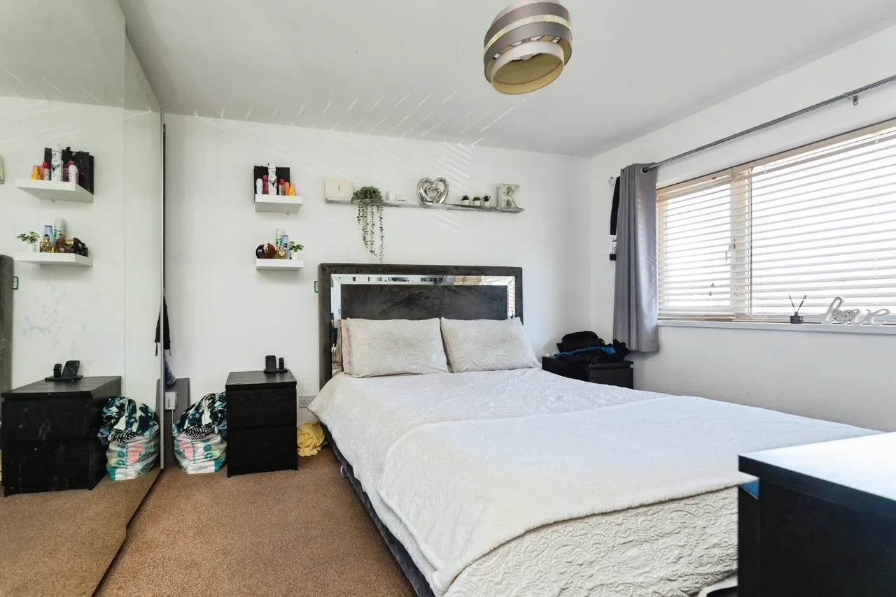Remount Road, Rotherham, South Yorkshire, S61, photo 17