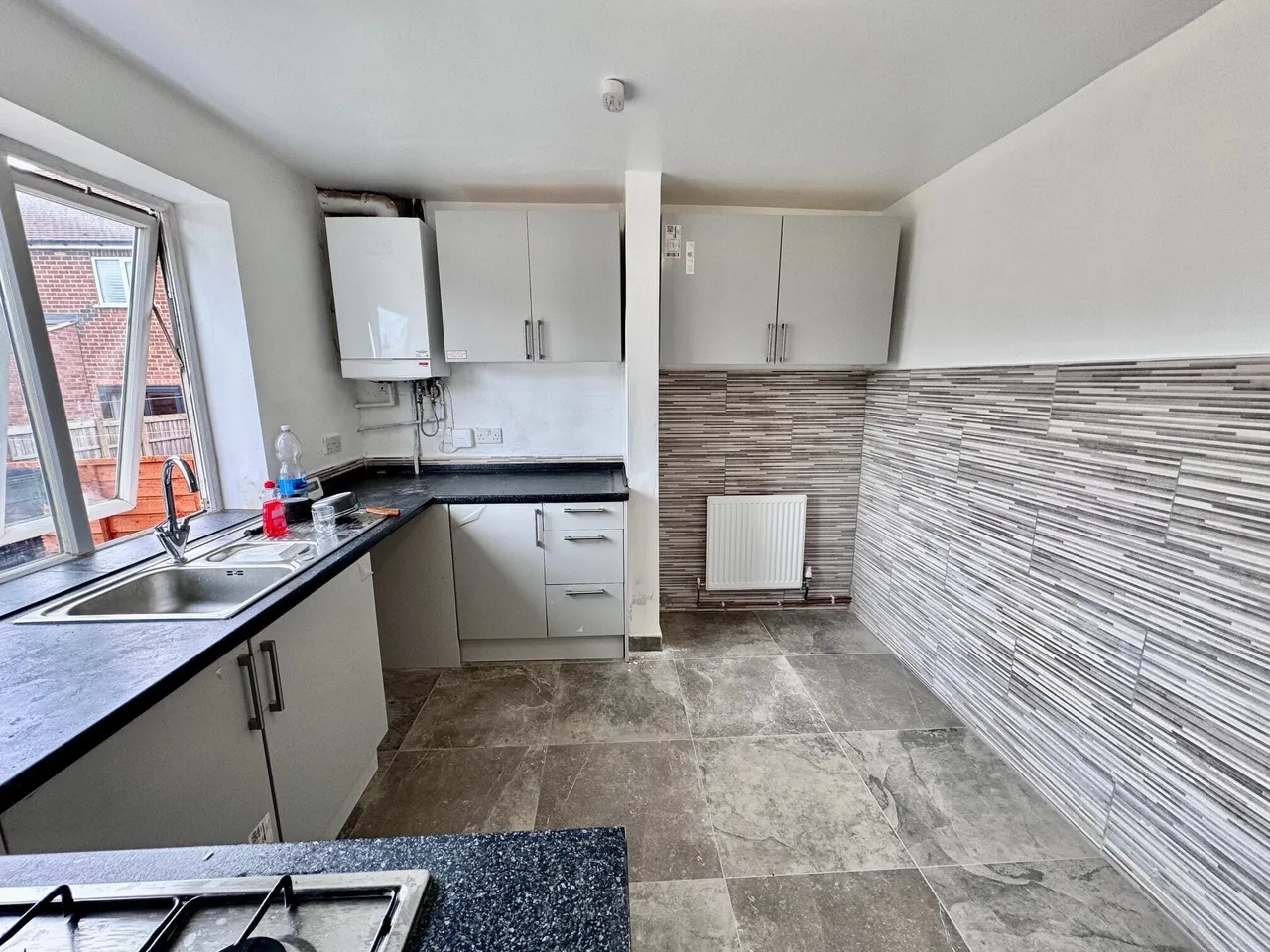 Bingley Close, Beechdale, NG8, photo 6
