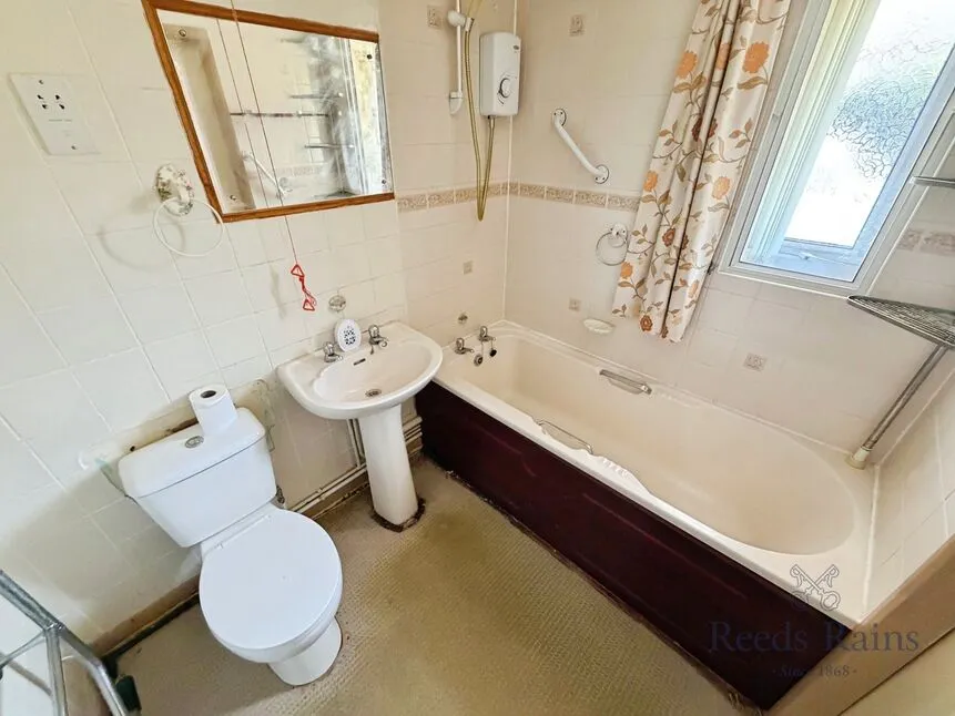 Skellern Avenue, Stoke-on-Trent, Staffordshire, ST6, photo 6