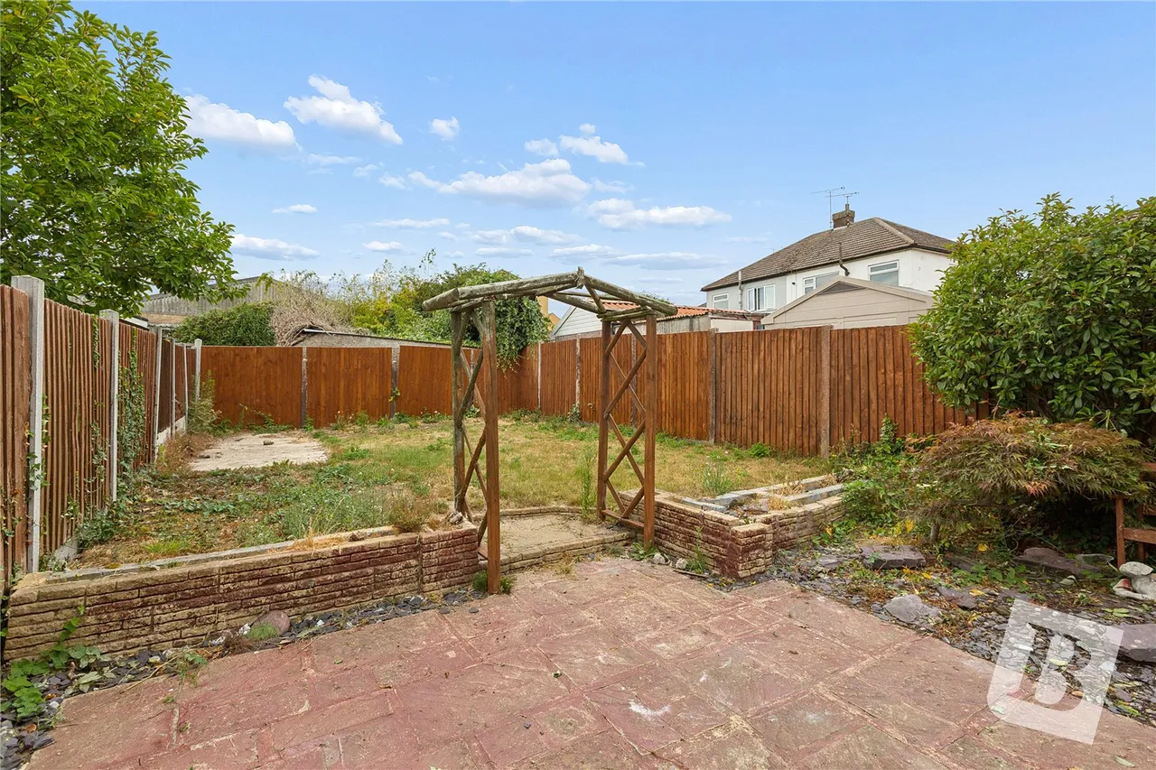 Sandown Road, Wickford, SS11, photo 9