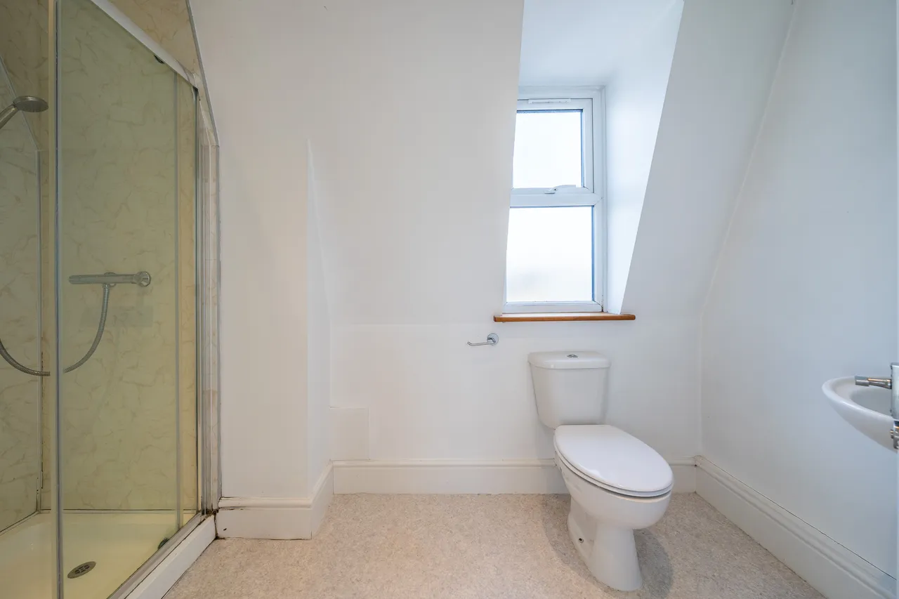 Renmuir Street, London, SW17, photo 11