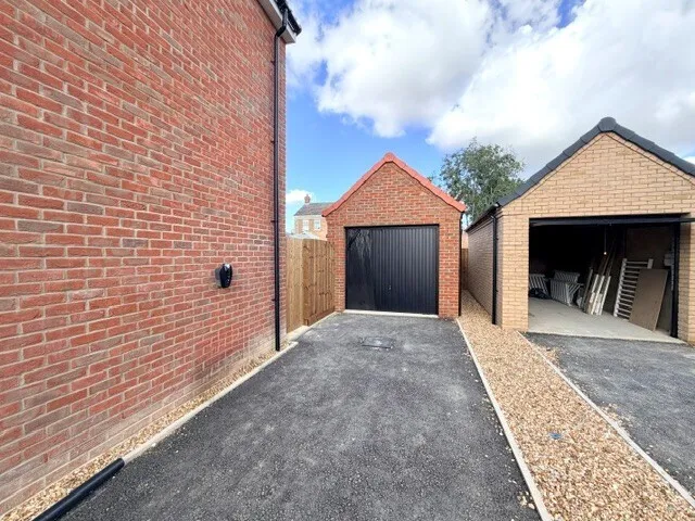 Prangley Road, Downham Market, photo 12
