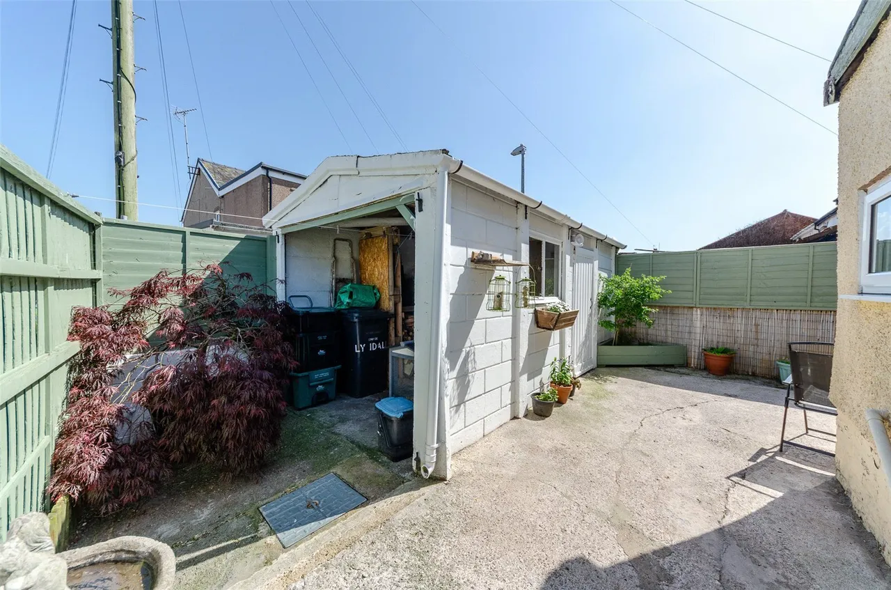 Oswald Road, Llandudno Junction, photo 11