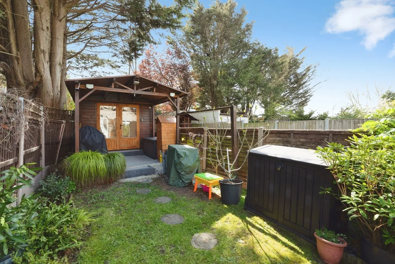 Fullwell Avenue, Ilford, IG5, photo 15