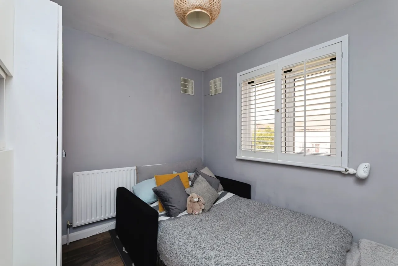 Fullwell Avenue, Ilford, IG5, photo 11