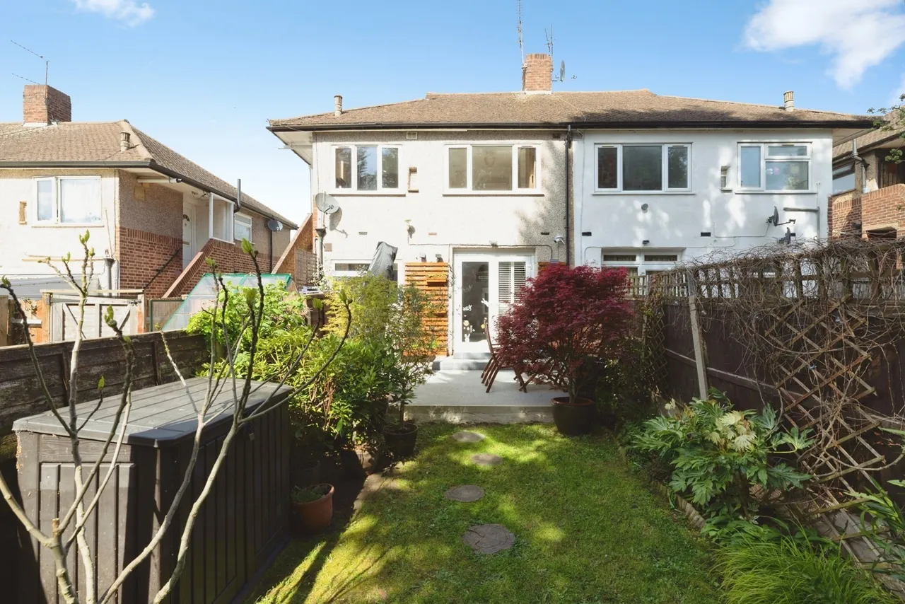 Fullwell Avenue, Ilford, IG5, photo 16