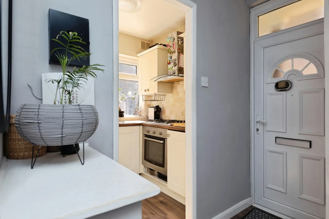 Fullwell Avenue, Ilford, IG5, photo 8
